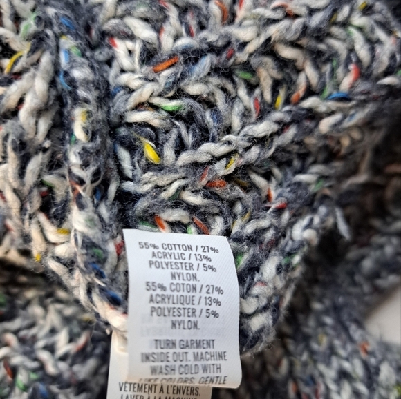 AERIE Gray White & Multicolor Sweatshirt Side Slits At The Bottom Size Small - Picture 9 of 10